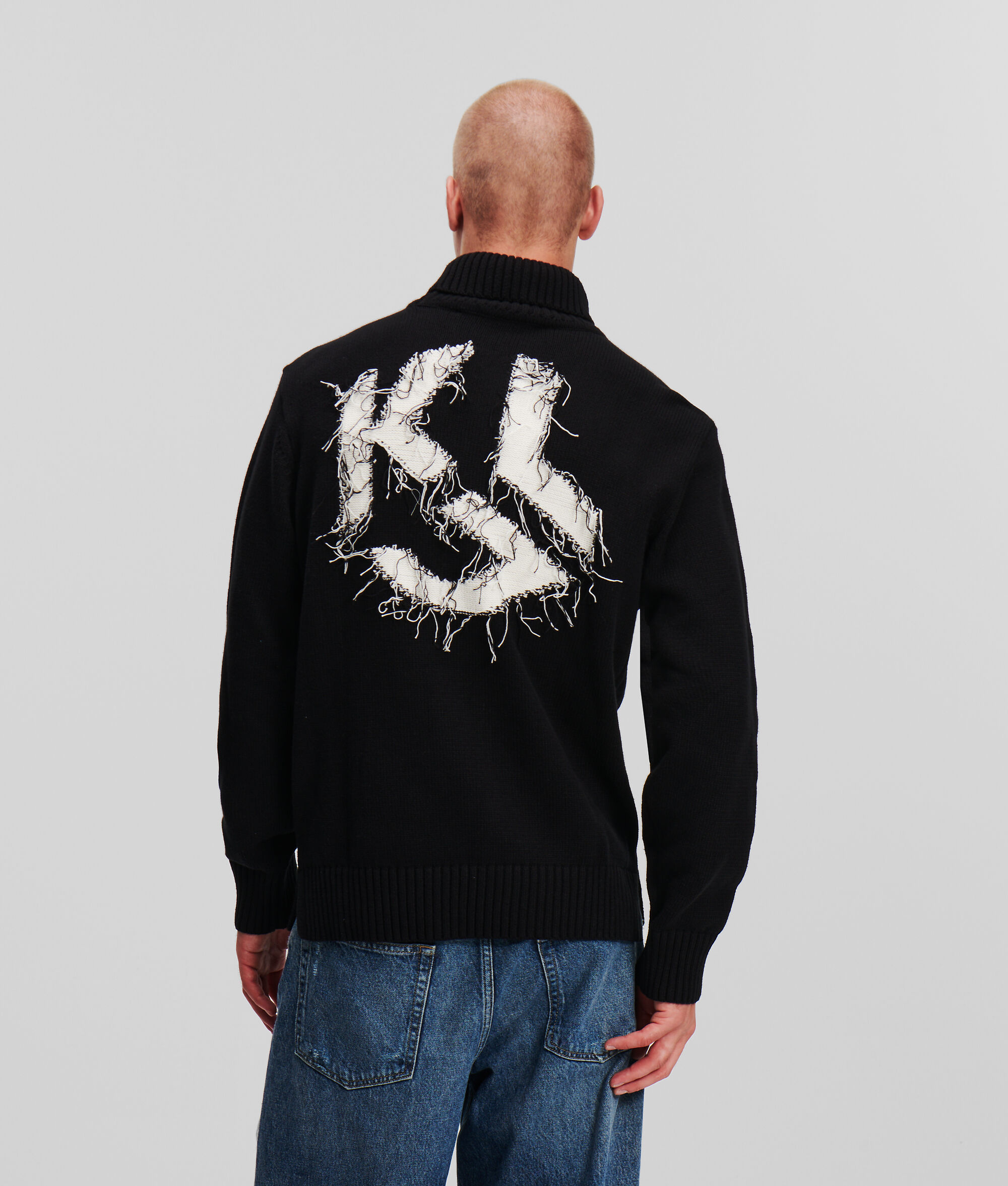 (image for) Comfortable KLJ DISTRESSED MONOGRAM JUMPER